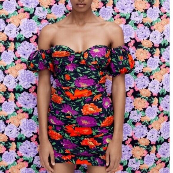 ZARA Off-Shoulder Puff Sleeve Ruched Floral Mini Dress Sz M Flawed - Picture 16 of 16